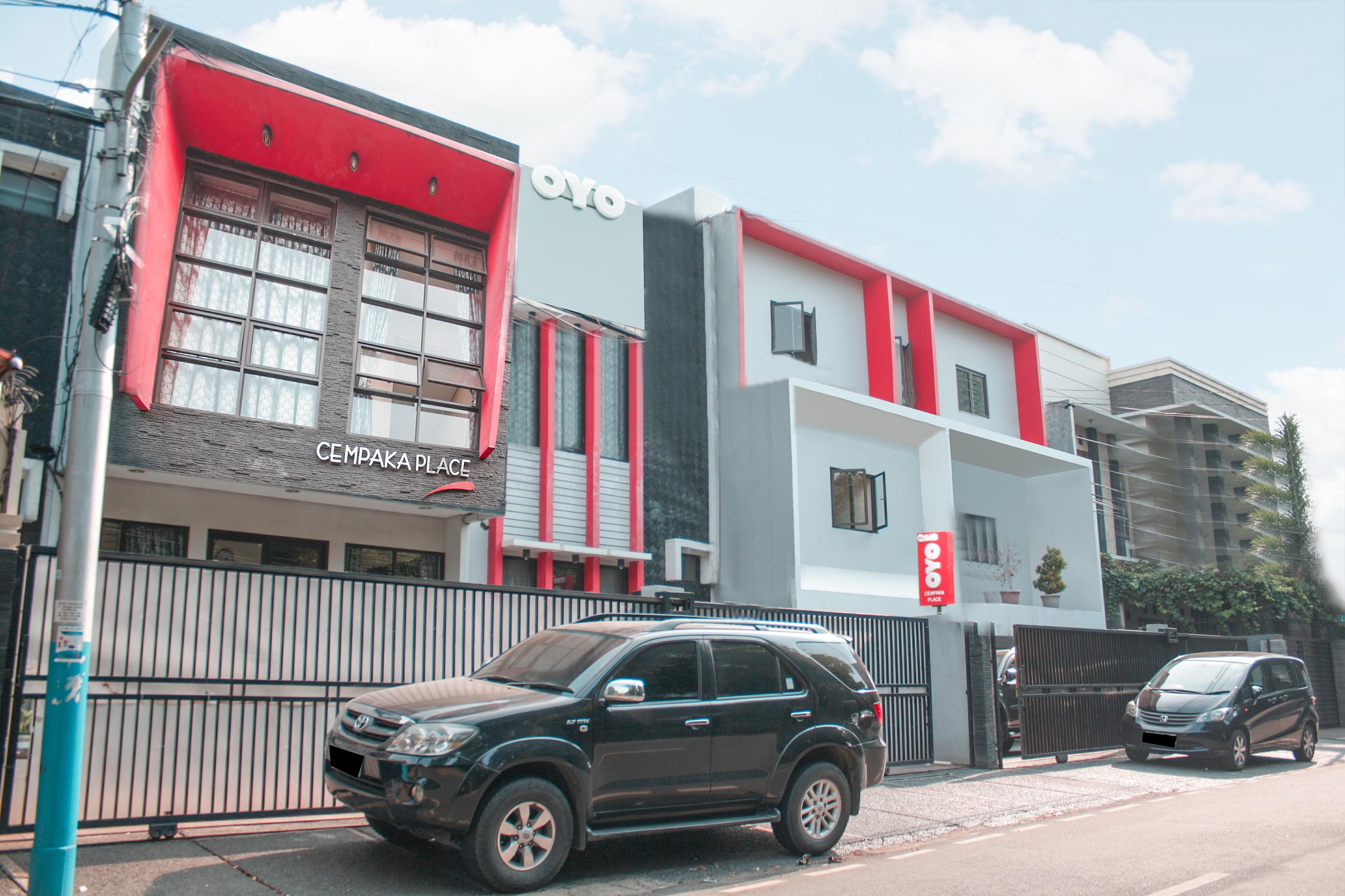Oyo 148 Cempaka Place Homestay Jakarta Exterior photo
